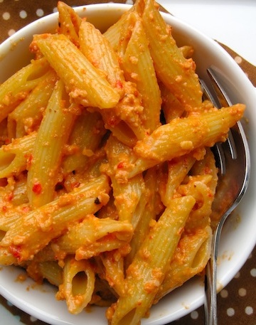 Pasta with Roasted Red Pepper Pesto
