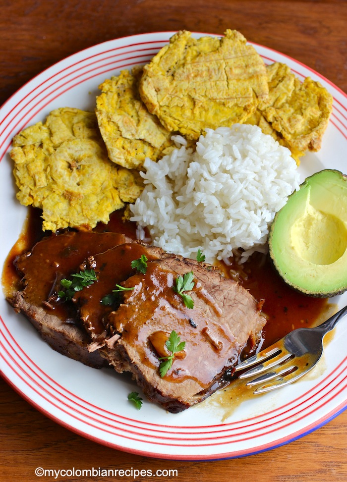 Posta Negra (Colombian-Style Black Beef)|mycolombianrecipes.com
