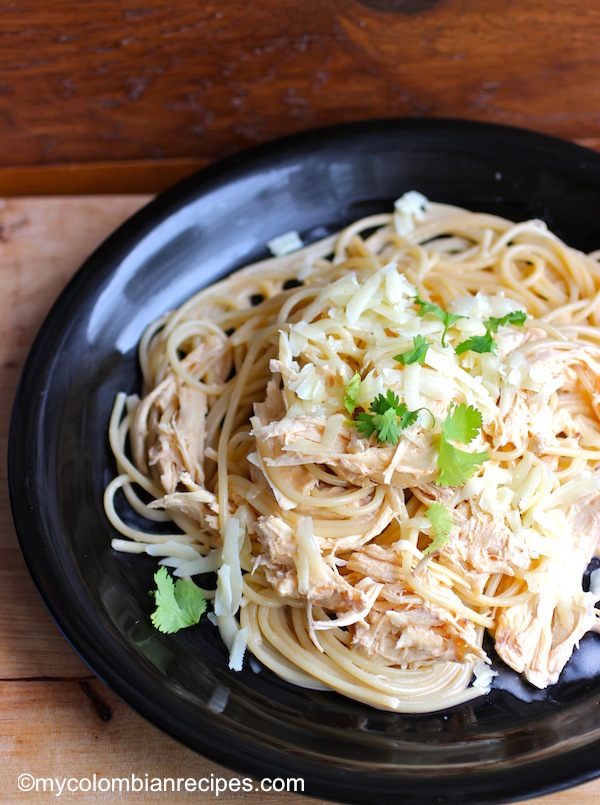 Pasta con Pollo (Colombian Creamy Pasta with Chicken), Recipe