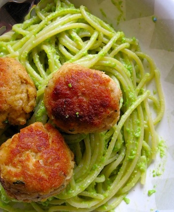 Pasta with pea Pesto and Tuna Balls