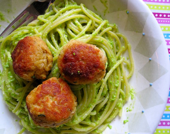 Pasta with pea Pesto and Tuna Balls