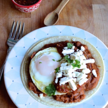 Huevos Rancheros |mycolombianrecipes.com