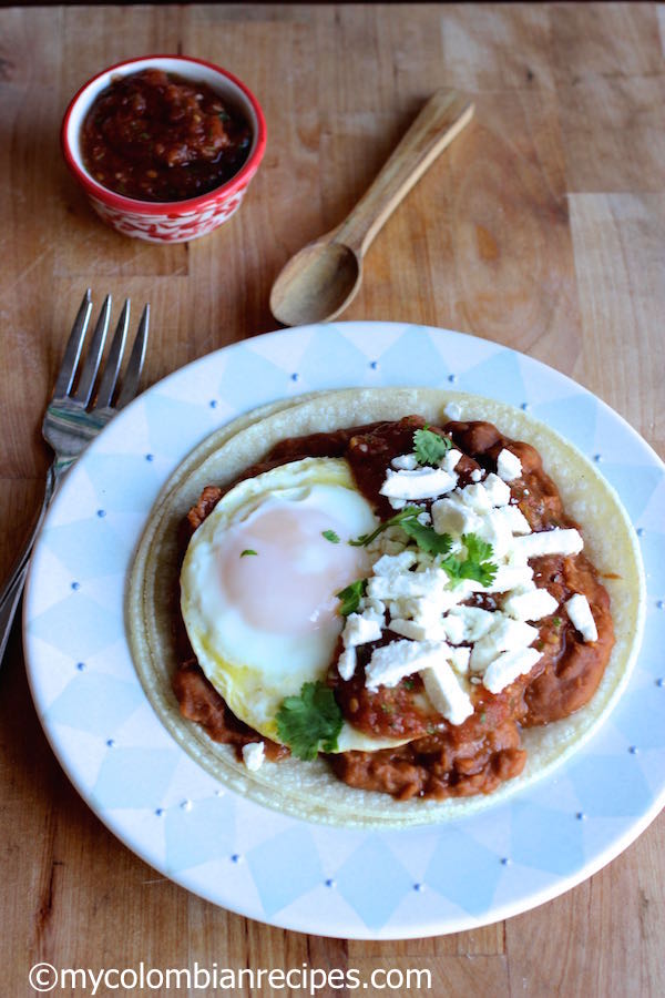 Huevos Rancheros |mycolombianrecipes.com