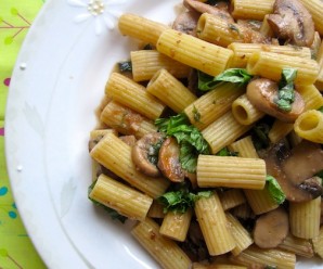 pasta with mushroom sauce