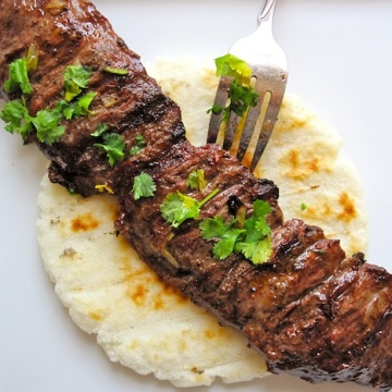 Arepa con Carne Asada-Colombia