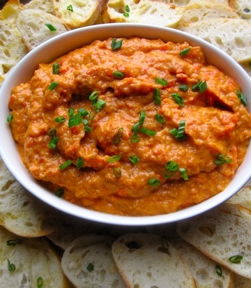 Crostini With Red Pepped Dip