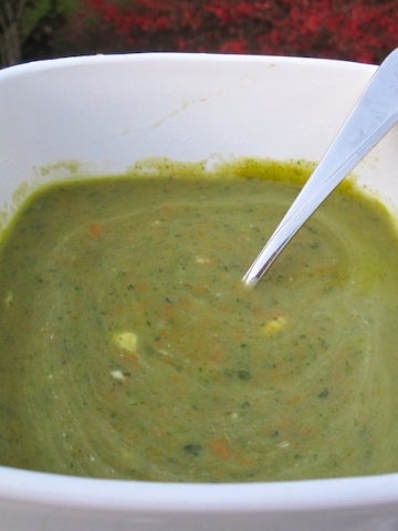 Spinach and Potato Soup with Dill