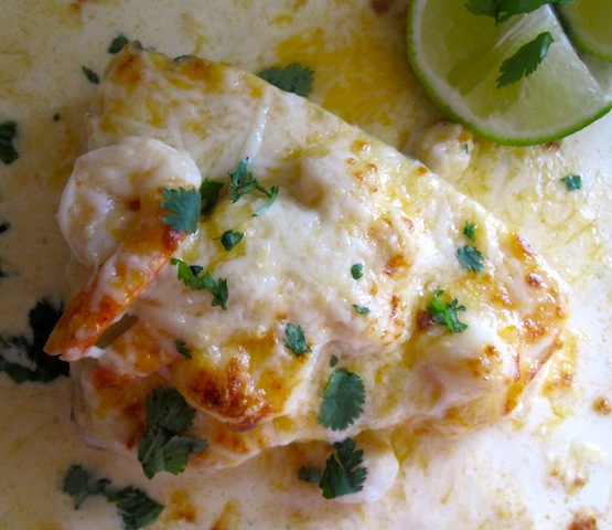 Pescado Gratinado con Salsa de Mariscos