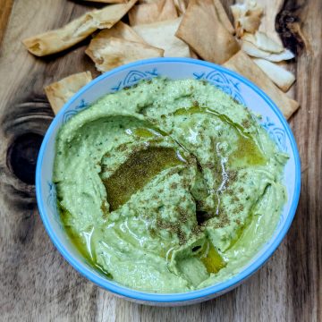 Creamy Avocado Hummus with Pita Chips