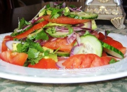 Simple Toamto and Avocado Salad