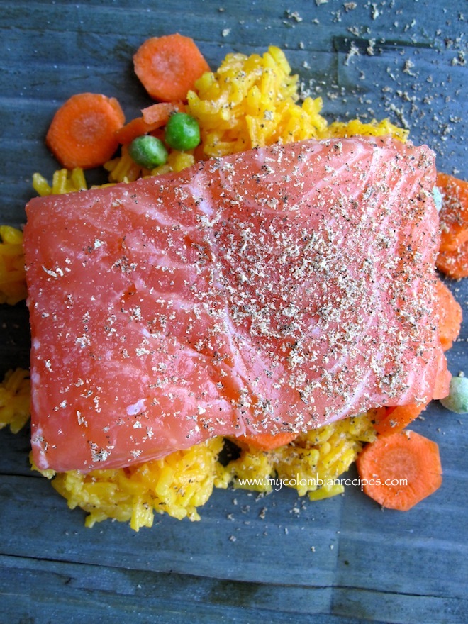 Fiambre de Salmón (Salmon and Rice Packets)