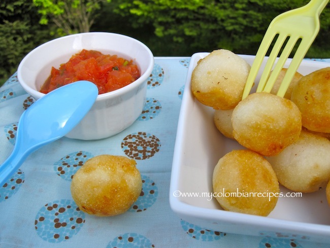 Boliarepitas (Colombian Cheese-Arepa Balls)