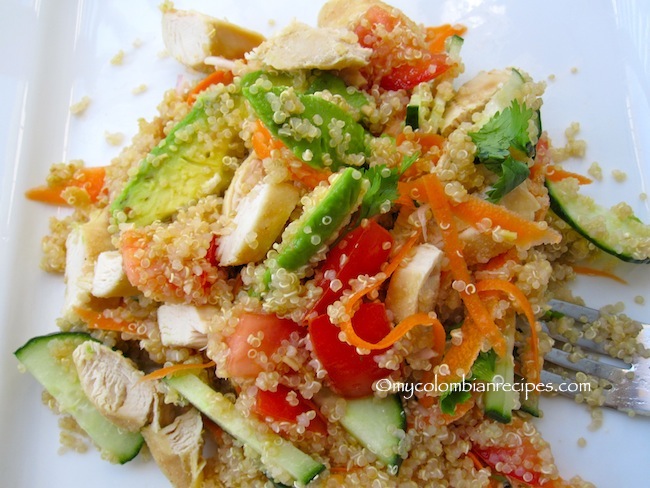 Ensalada de Quinoa y Pollo (Quinoa Chicken Salad)