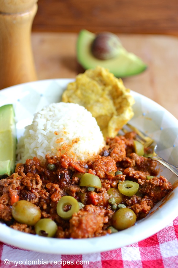 This classic Cuban ground beef dish is quick and easy, and is great over rice. It can also be used as a filling for tacos or empanadas |mycolombianrecipes.com