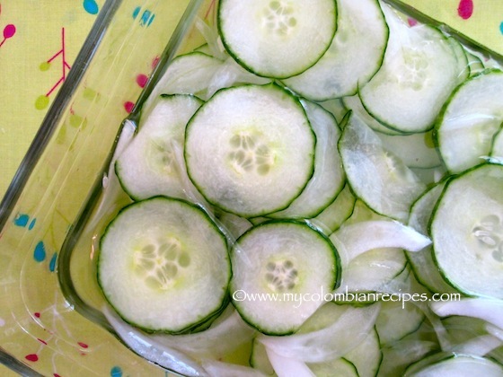 Ensalada de Pepinos Marinados (Marinaded Cucumber Salad)