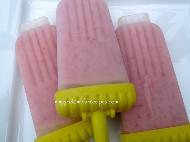 Paletas de Fresa-Frambuesa (Strawberry-Raspberry Popsicles)
