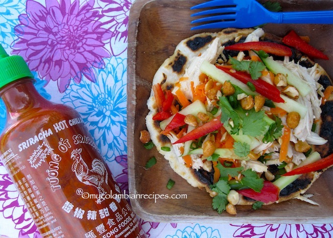 Arepa Thai de Pollo (Thai Chicken Arepa)