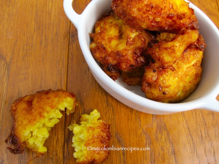 Regañonas (Colombian Corn Fritters)