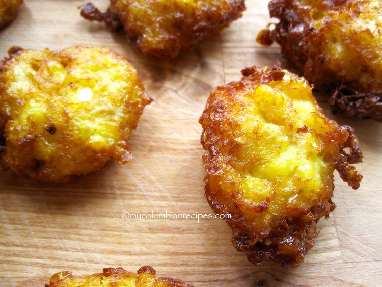 Regañonas (Colombian Corn Fritters)