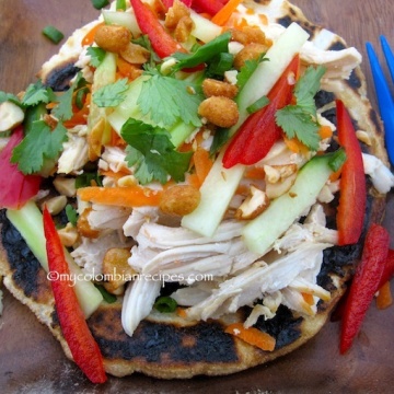 Arepa Thai de Pollo (Thai Chicken Arepa)