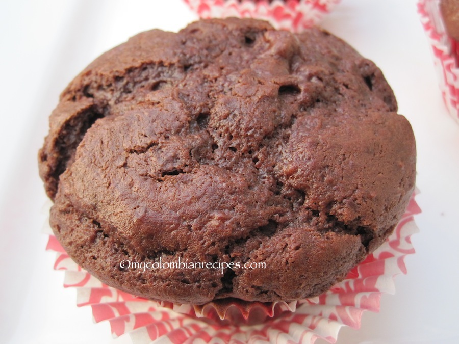 Colombian Chocolate Chunk and Banana Muffins