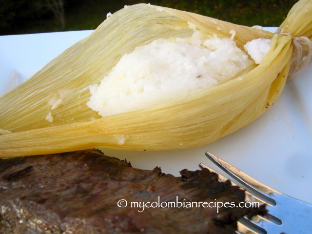 Bollo Limpio (Boiled Hominy Corn Rolls)