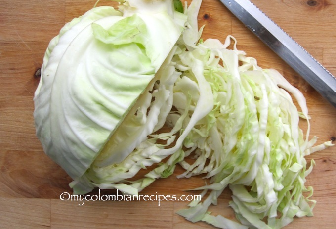 Repollo Guisado (Colombian-Style Stewed Cabbage)