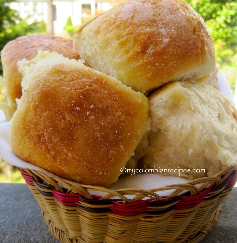 Mojicones o Pan Mojicón (Colombian Sweet Rolls)