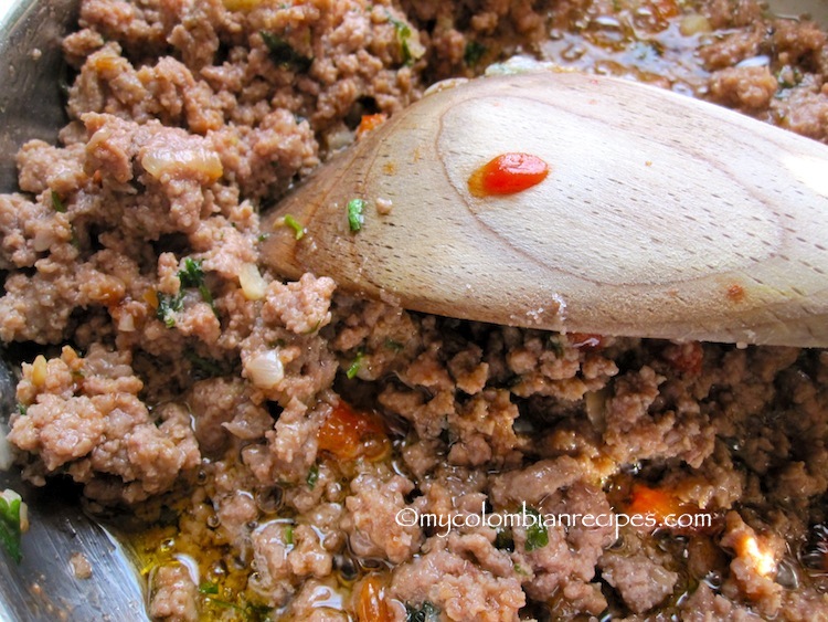 Pastel de Yuca con Carne (Cassava and Beef Casserole)