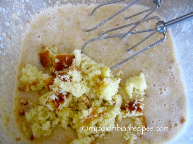 Torta de Manzana (Colombian-Style Apple Cake)