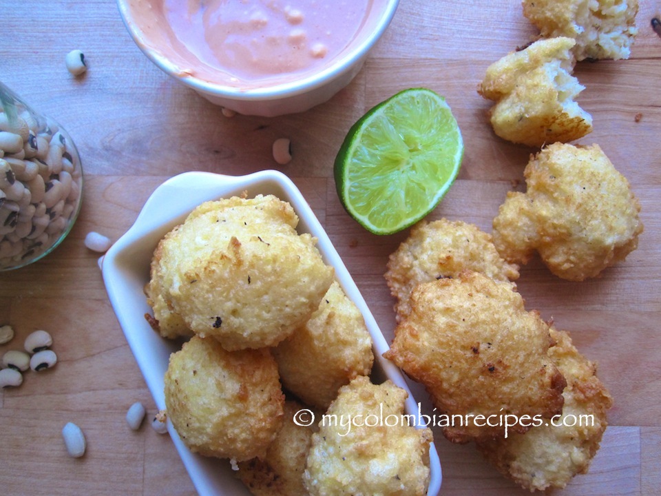 Buñuelos de Fríjol de Cabecita Negra (Black-eyed Pea Fritters)