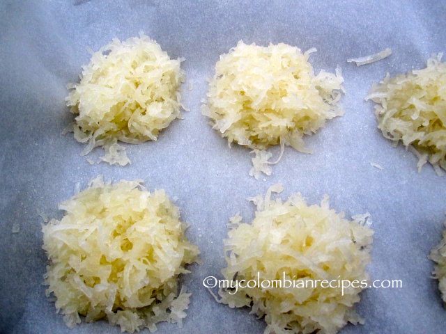 Cocadas Blancas (Colombian-Style Coconut Candy)