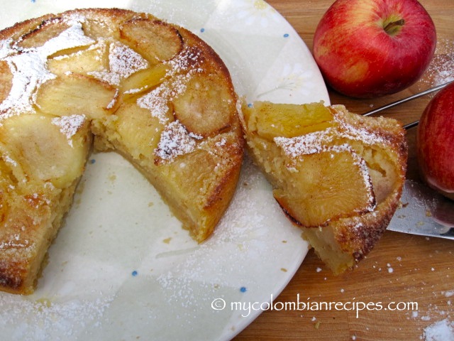 Torta de Manzana (Colombian-Style Apple Cake)