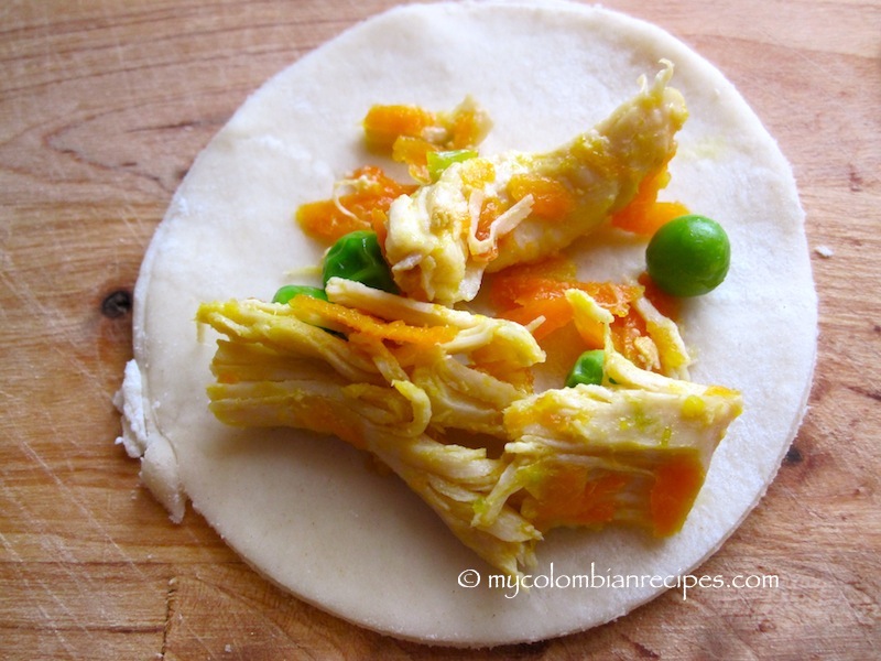 Empanadas de Pollo (Chicken Turnovers)