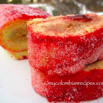 Rollo Rojo de Guayaba (Colombian Red Roll Cake with Guava)