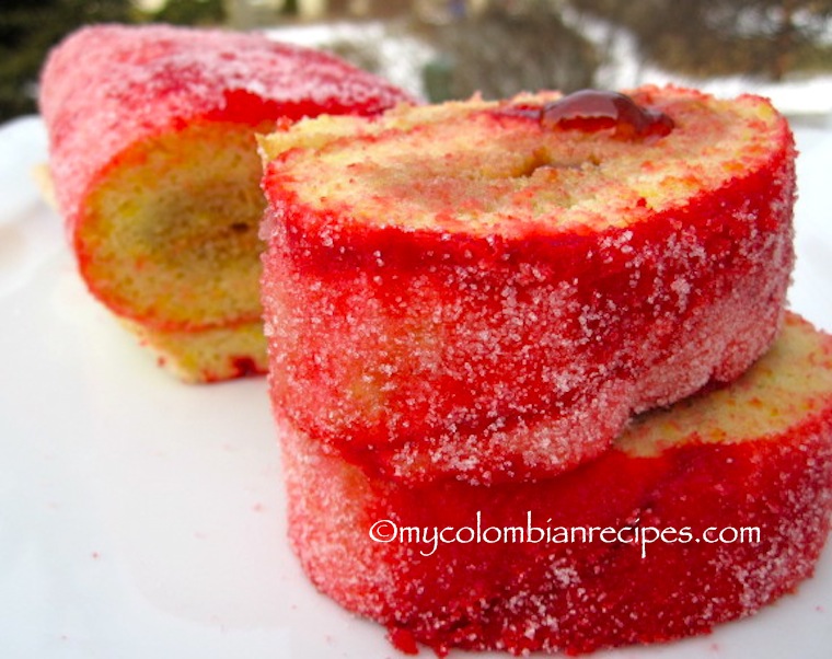 Rollo Rojo de Guayaba (Colombian Red Roll Cake with Guava)