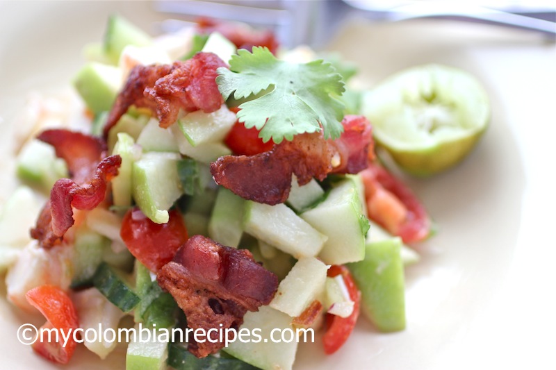 Apple and Shrimp Salad with Spicy Nut Dressing