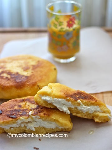 Receta de Arepa Boyacence |mycolombianrecipes.com