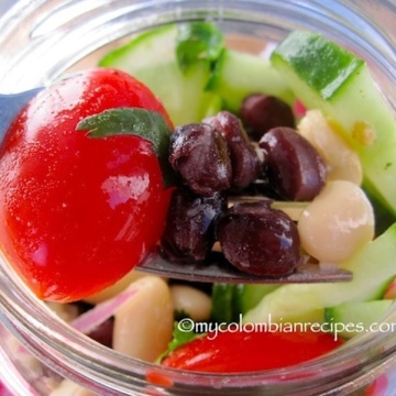 Black and White Bean Salad (Ensalada de Frijoles Negros y Blancos)