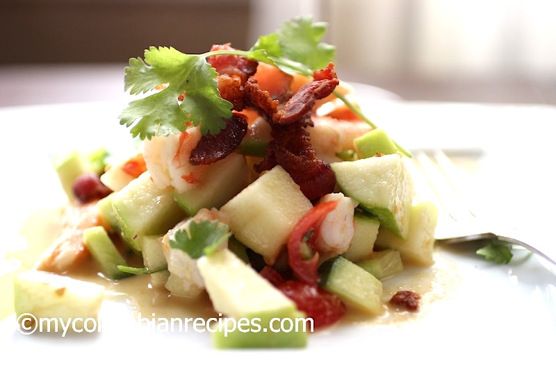 Apple and Shrimp Salad with Spicy Nut Dressing