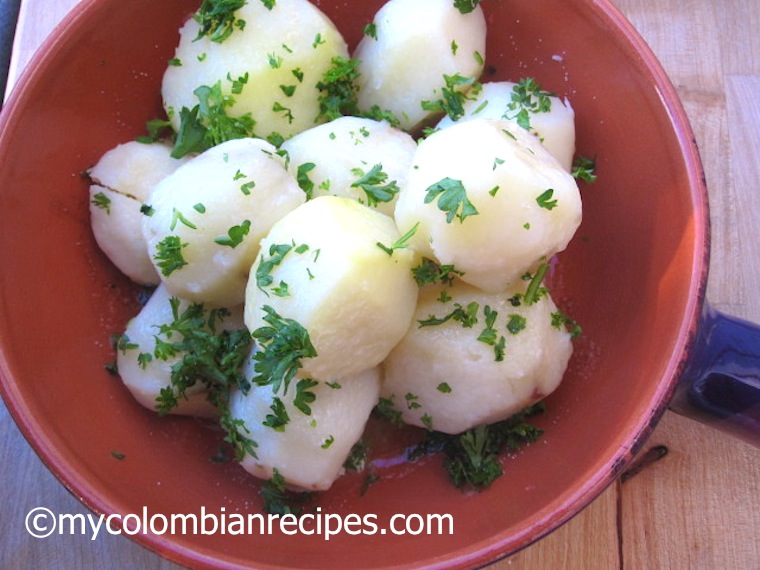 Papas al Perejil (Steamed Potatoes with Parsley)