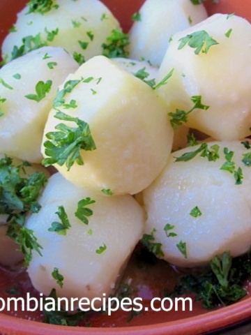Papas al Perejil (Steamed Potatoes with Parsley)