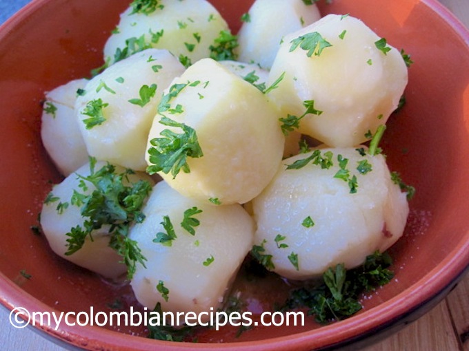 Papas al Perejil (Steamed Potatoes with Parsley)