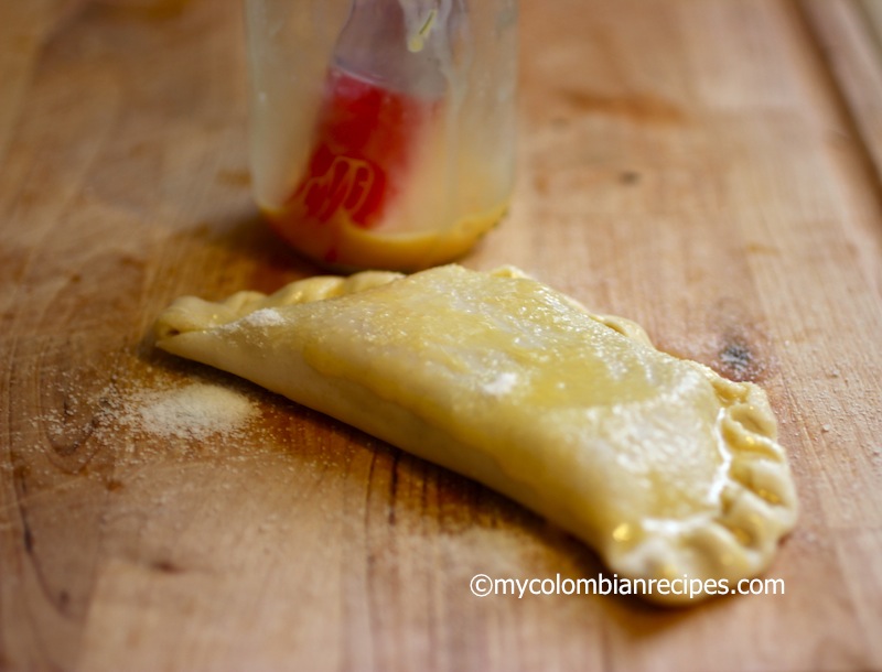 Empanadas de Bocadillo con Queso (Guava Paste and Cheese Empanadas)