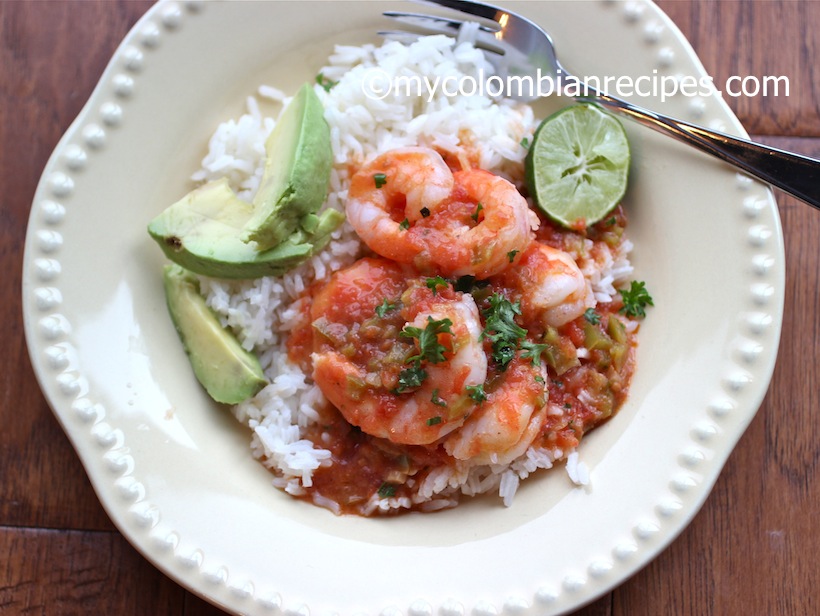 Guisado de Camarones (Shrimp in Creole Tomato Sauce)