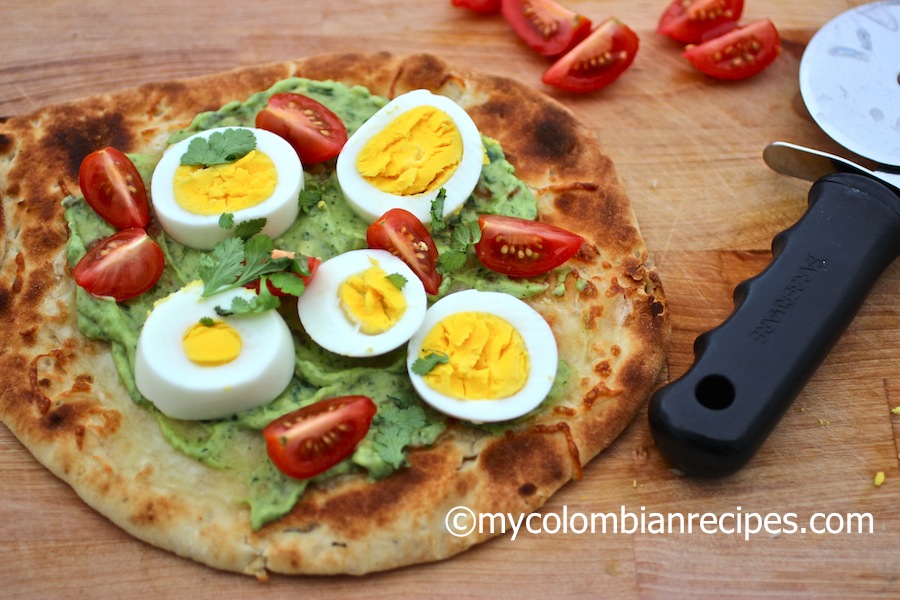 Avocado and Egg Flat Bread Pizza