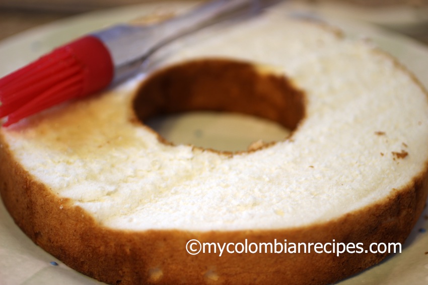 Pastel Borracho (Colombian-Style Drunken Cake)