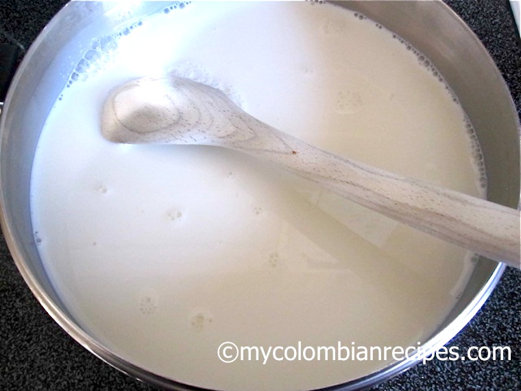 Sabajon Colombiano(Colombian-Style Eggnog)