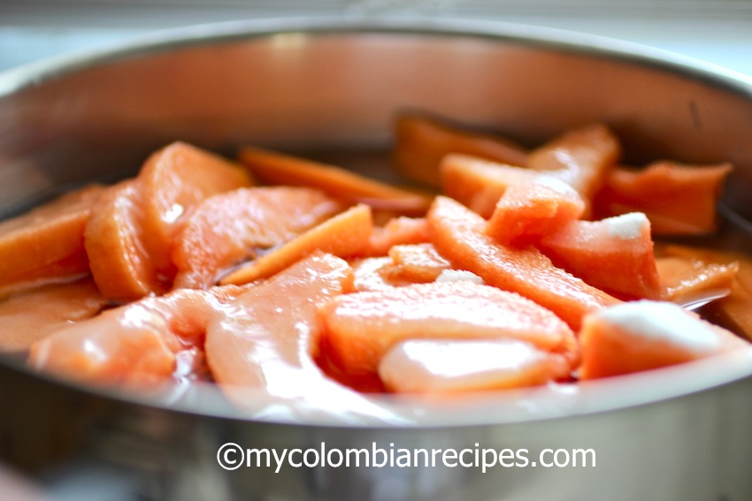 Dulce de Papaya (Fresh Papaya in Syrup)