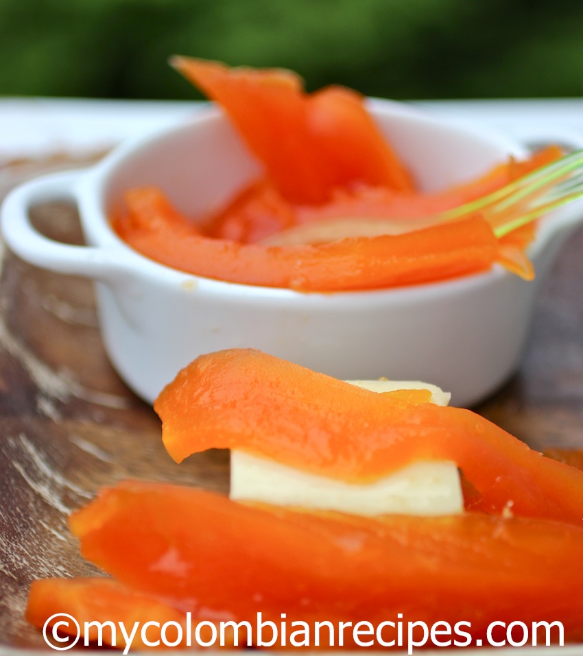 Dulce de Papaya (Fresh Papaya in Syrup)